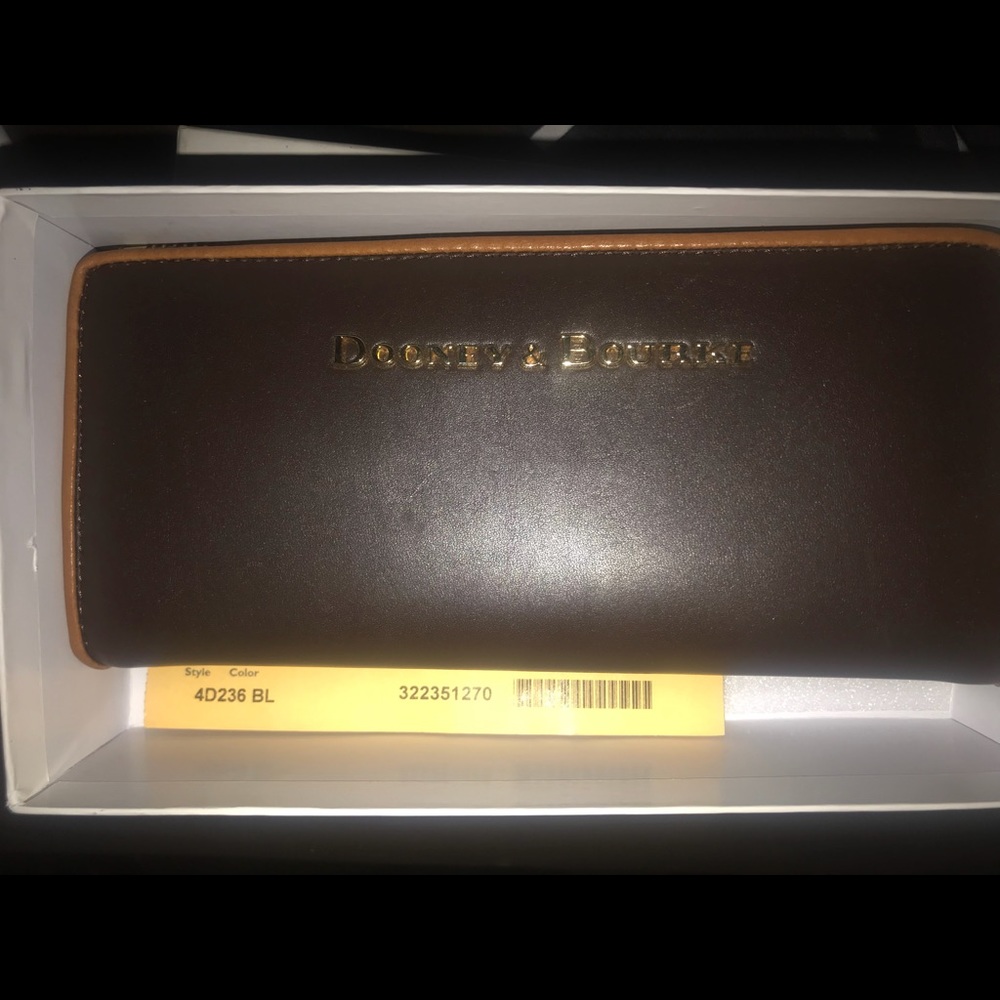 CHOCOLATE DOONEY & Bourke Wallet BRAND NEW